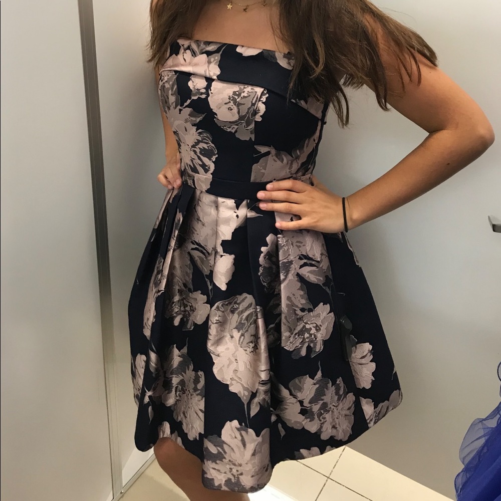 Camile la vie rose gold with navy blue dress